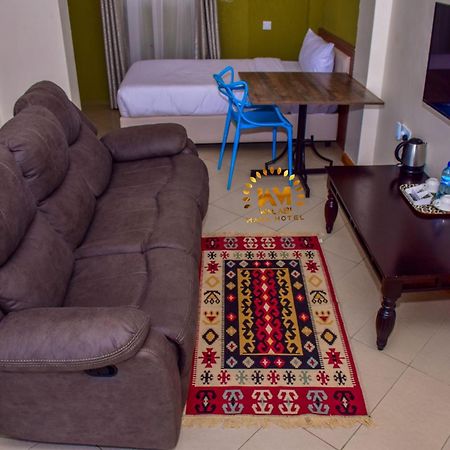 Walabi Mara Hotel Narok ภายนอก รูปภาพ