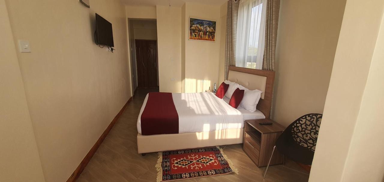 Walabi Mara Hotel Narok ภายนอก รูปภาพ