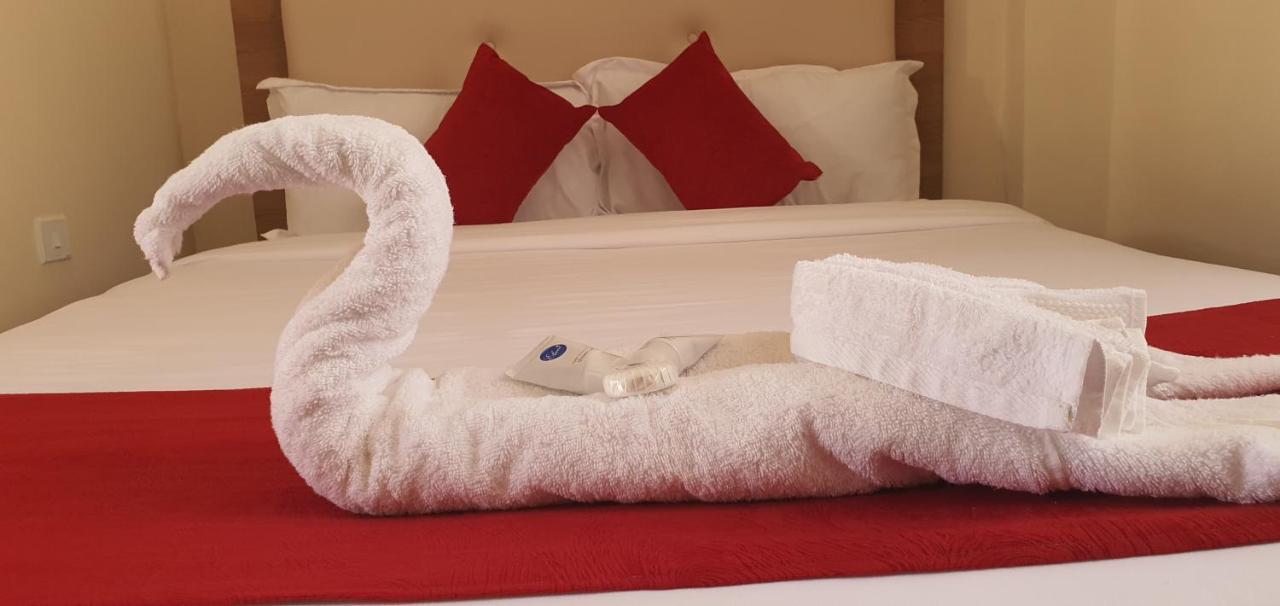 Walabi Mara Hotel Narok ภายนอก รูปภาพ