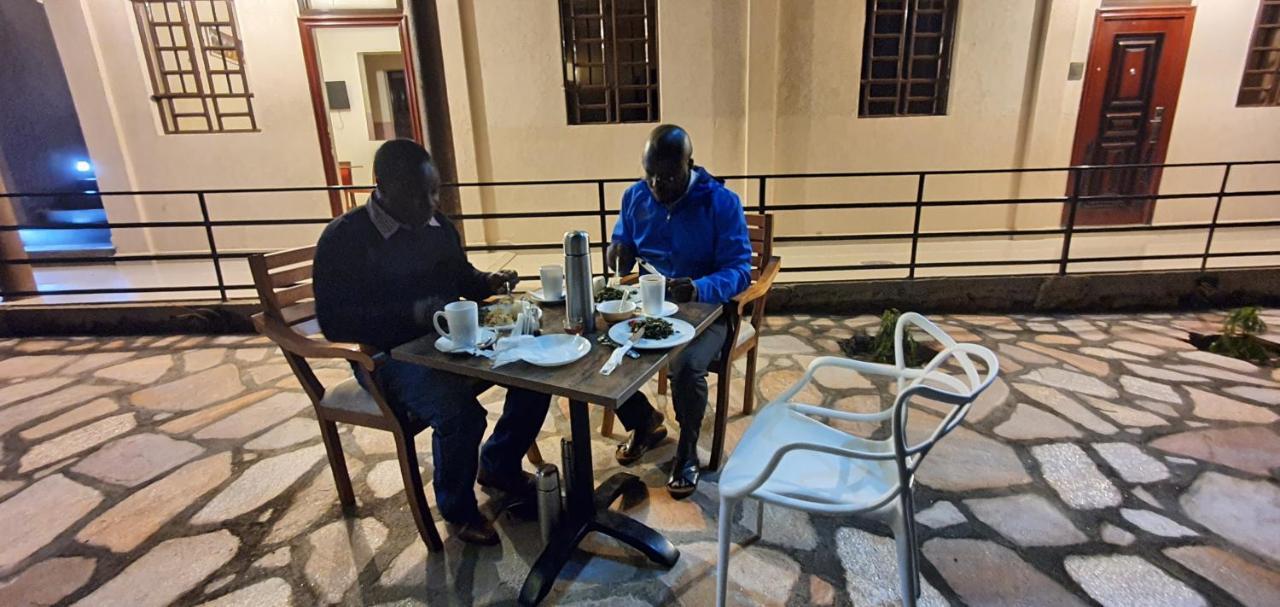 Walabi Mara Hotel Narok ภายนอก รูปภาพ