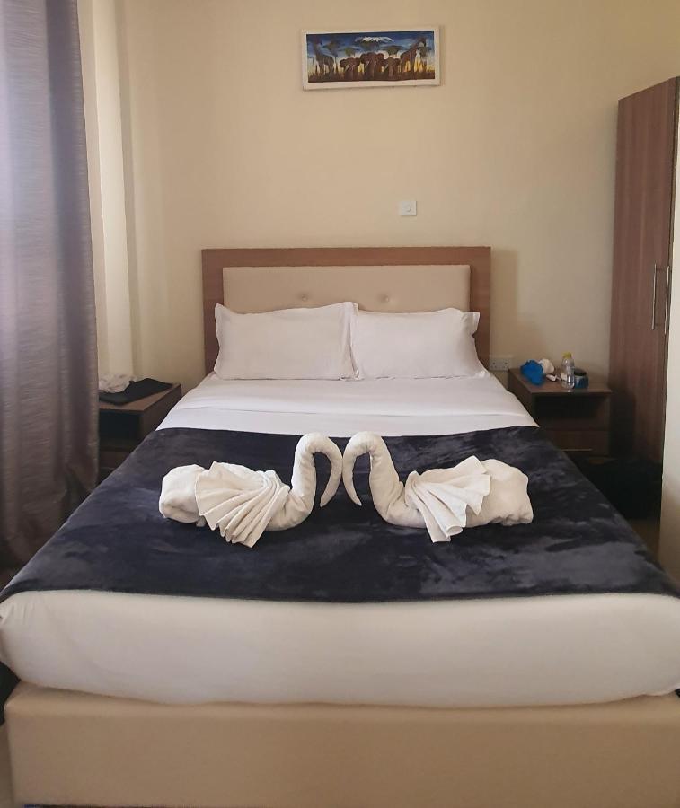 Walabi Mara Hotel Narok ภายนอก รูปภาพ