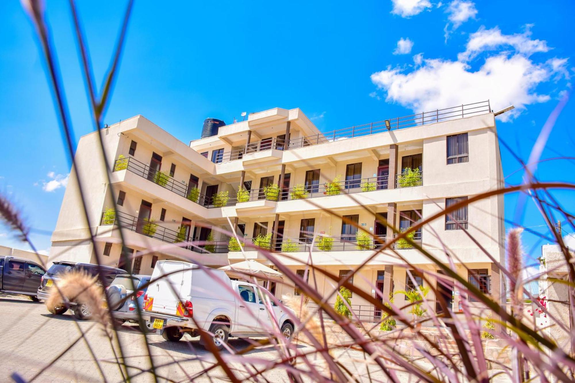Walabi Mara Hotel Narok ภายนอก รูปภาพ